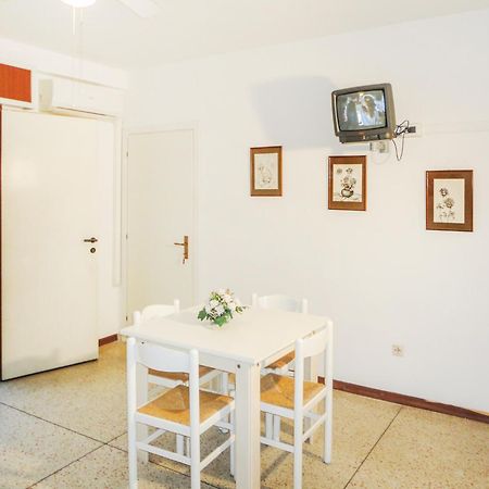 Yachting Residence Lignano Sabbiadoro Room photo